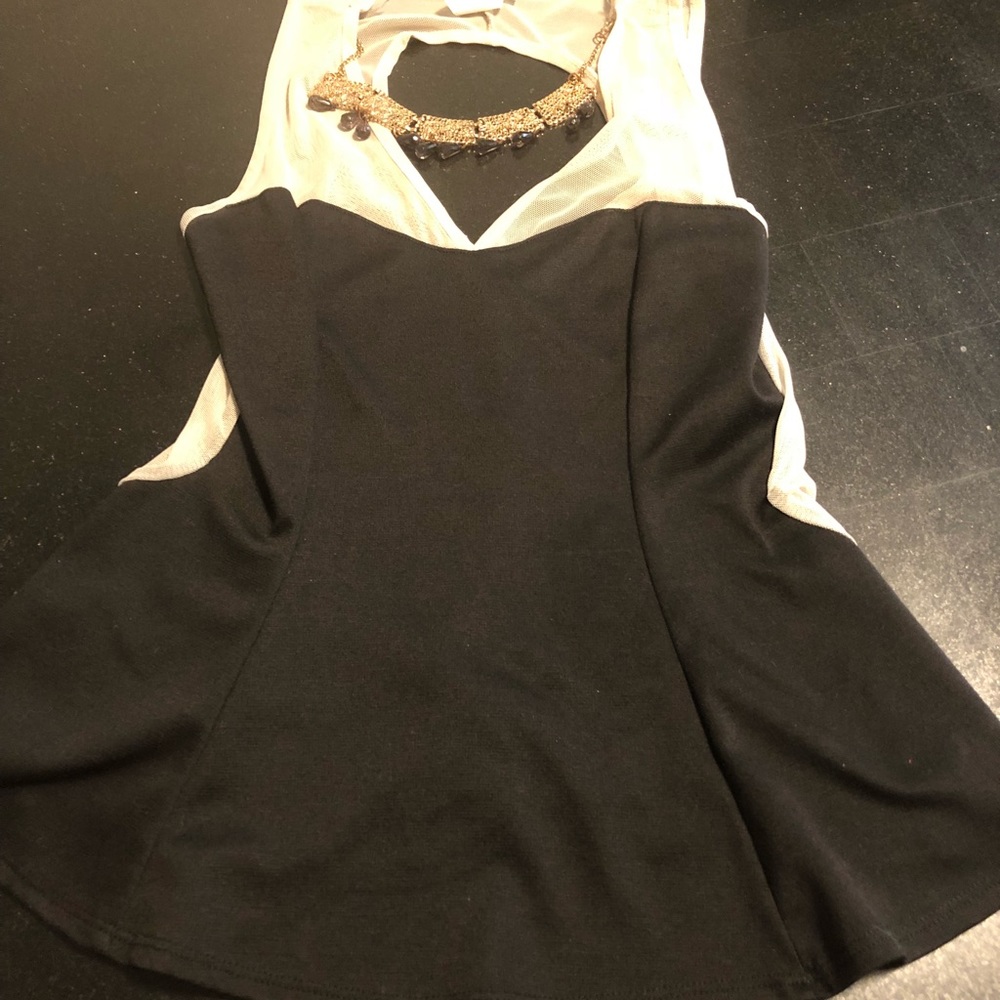 Necklace top